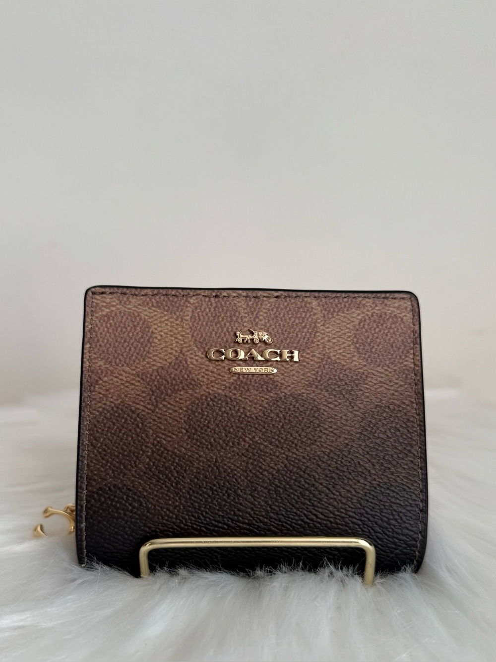 COACH snap wallet